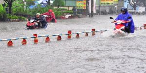 Trả lời ý kiến của Đại biểu HĐND tỉnh tại kỳ họp thứ 12 - HĐND tỉnh khoá X về giải quyết tình trạng ngập úng khi mưa lớn hiện nay