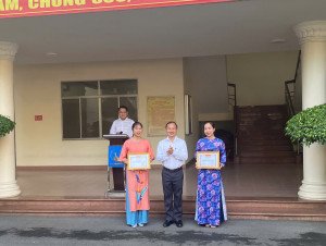 Sở Xây dựng đồng nai vinh danh 2 tập thể xuất sắc trong phong trào thi đua “50 ngày, đêm tăng cường hiệu suất, nâng cao kỷ luật, giữ vững kỷ cương hành chính, quyết tâm hoàn thành mục tiêu của Sở Xây dựng tỉnh Đồng Nai”