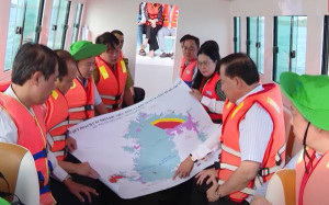 Lãnh đạo tỉnh Đồng Nai khảo sát và đề xuất phương án quy hoạch khu vực xung quanh Hồ Trị An nhằm tạo định hướng phát triển du lịch sinh thái,  bảo tồn nguồn nước phục vụ thủy điện và cung cấp nước sạch của tỉnh Đồng Nai