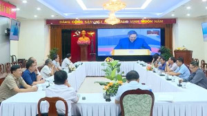 Thủ tướng Chính phủ Phạm Minh Chính chỉ đạo “Quyết tâm cao, nỗ lực lớn, hành động quyết liệt đẩy nhanh tiến độ các công trình, dự án đường sắt”.