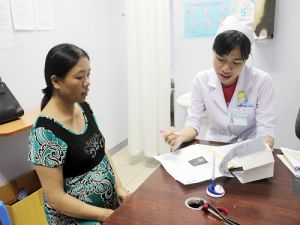 Nhiều hoạt động dự phòng lây truyền HIV từ mẹ sang con