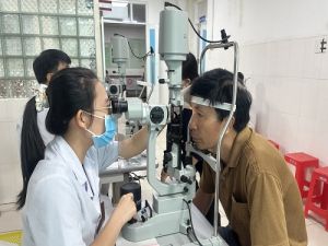 Dự án “Mắt sáng cho cuộc đời”: Đồng hành với người bị tật khúc xạ