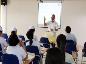 Tập huấn chẩn đoán nhanh và sơ cấp cứu cho y tế cơ sở