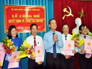 Trao quyết định bổ nhiệm Giám đốc Sở Y tế