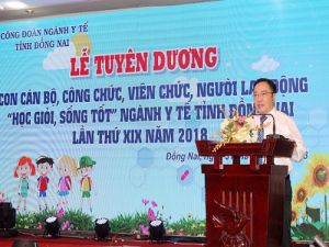 Tuyên dương 239 em “Học giỏi sống tốt”