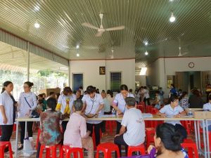 Đoàn Y, Bác sĩ Bệnh viện Nhi đồng Đồng Nai tham gia khám từ thiện tại tỉnh Bình Phước