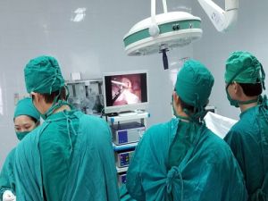 Chuyển giao kỹ thuật mổ nội soi ruột thừa cho Trung tâm y tế Xuân Lộc