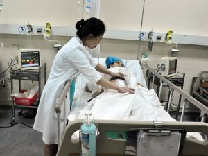 Cứu sống sản phụ bị sốc mất máu do vỡ khối u gan