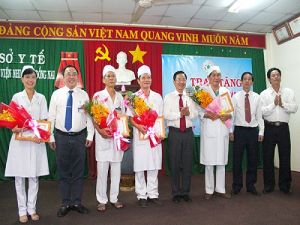 Bệnh nhi bị tai nạn tàu lượn siêu tốc đã xuất viện