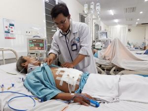 Phẫu thuật cấp cứu cho bệnh nhân có khối u dạ dày bị vỡ