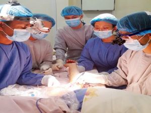 Chuyên gia hàng đầu về chấn thương chỉnh hình khám bệnh tại Đồng Nai