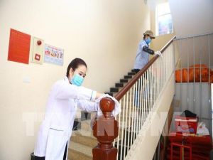 Bộ y tế khuyến cáo phòng bệnh do nCoV tại nơi làm việc: thường xuyên vệ sinh bề mặt bằng các chất tẩy rửa thông thường