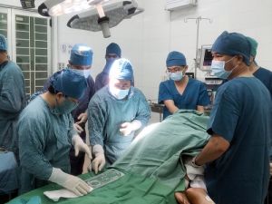 Lần đầu tiên triển khai kỹ thuật dẫn lưu dịch não tủy thắt lưng