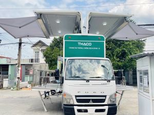 CDC Đồng Nai tiếp nhận xe chuyên dụng tiêm vắc xin lưu động