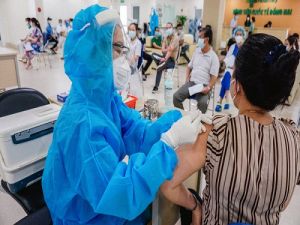 Cơ sở y tế ngoài công lập có trách nhiệm tham gia phòng chống dịch COVID-19