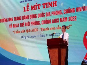 “Chấm dứt dịch AIDS - Thanh niên sẵn sàng!”