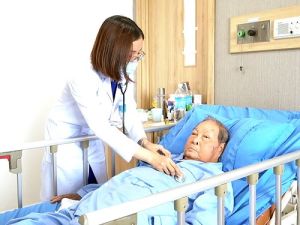 Điều trị thành công ca thiếu máu do tác dụng phụ của thuốc ở bệnh nhân lớn tuổi