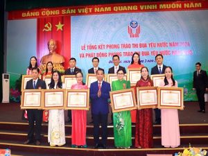 Ngành Y tế Đồng Nai có 30 tập thể và cá nhân được trao tặng bằng khen của Thủ tướng Chính phủ