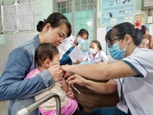 Hãy tiêm vắc xin sởi cho trẻ ngay khi trẻ đủ 9 tháng tuổi