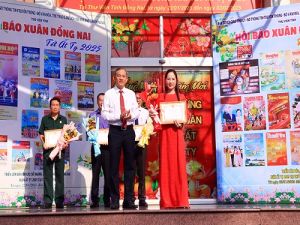 Khai mạc triển lãm Hội báo Xuân Ất Tỵ 2025