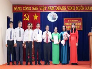 Thành lập Chi bộ Trung tâm công tác xã hội và Quỹ bảo trợ trẻ em