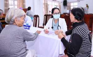 Gần 300 cán bộ, tình nguyện viên Đồng Nai chung tay hỗ trợ nhân dân Đắk Lắk sau lũ