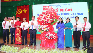 Ngành Y tế Đồng Nai long trọng kỷ niệm 71 năm Ngày Thầy...