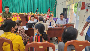 UBND XÃ TÀ LÀI CẤP PHÁT QUÀ TẶNG CHO NGƯỜI DÂN NHÂN DỊP KỶ NIỆM 80 NĂM CÁCH MẠNG THÁNG TÁM VÀ QUỐC KHÁNH 02/9