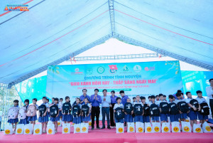Chương trình tình nguyện "Gieo xanh hôm nay - Thắp sáng ngày mai"
