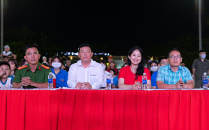 BIỂU DIỄN LÂN SƯ RỒNG