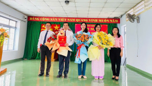 Đảng uỷ, UBND phường triển khai công bố quyết định về công...