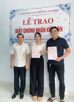 hình đăng ký kết hôn