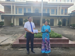 UBND XÃ TÂN AN PHÁT ĐỘNG QUYÊN GÓP ỦNG HỘ  ĐỒNG BÀO VÙNG BÃO LŨ