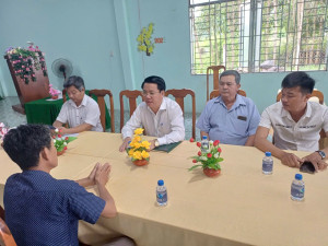 ĐỒNG CHÍ LÊ ANH TUẤN PHÓ BÍ THƯ ĐẢNG ỦY - CHỦ TỊCH UBND XÃ,...