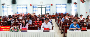HỘI NGHỊ TRỰC TUYẾN CHUYỂN GIAO BỘ HỌC LIỆU ĐA PHƯƠNG TIỆN, LAN TỎA PHONG TRÀO “BÌNH DÂN HỌC VỤ SỐ, QUỐC HỘI SỐ”