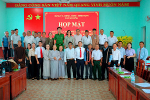 TÂN HƯNG: HỌP MẶT CHỨC SẮC, CHỨC VIỆC VÀ GIÀ LÀNG, NGƯỜI UY TÍN TIÊU BIỂU NĂM 2025