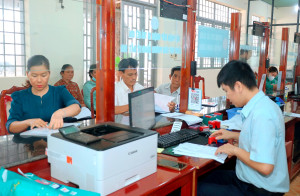 TRUNG TÂM PHỤC VỤ HÀNH CHÍNH CÔNG TÂN HƯNG TIẾP NHẬN HƠN 1.000 HỒ SƠ SAU HƠN 2 THÁNG HOẠT ĐỘNG