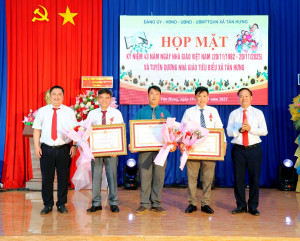 TÂN HƯNG HỌP MẶT KỶ NIỆM 43 NĂM NGÀY NHÀ GIÁO VIỆT NAM (20/11/1982 – 20/11/2025)