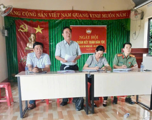 ĐẢNG ỦY XÃ TÂN HƯNG THĂM VÀ LÀM VIỆC VỚI CHI BỘ, BAN ĐIỀU HÀNH ẤP ĐÔNG HỒ