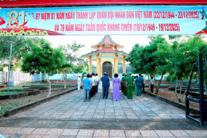 XÃ TÂN HƯNG VIẾNG BIA TƯỞNG NIỆM LIỆT SĨ KỶ NIỆM 81 NĂM NGÀY THÀNH LẬP QUÂN ĐỘI NHÂN DÂN VIỆT NAM