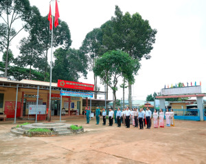 ĐẢNG BỘ, CHÍNH QUYỀN VÀ NHÂN DÂN XÃ TÂN HƯNG CHÀO MỪNG THÀNH CÔNG ĐẠI HỘI XIV – VỮNG NIỀM TIN, QUYẾT TÂM HÀNH ĐỘNG