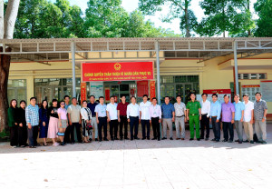 XÃ TÂN HƯNG ĐÓN ĐOÀN CÔNG TÁC PHƯỜNG TỊNH BIÊN (AN GIANG) TRAO ĐỔI KINH NGHIỆM TRIỂN KHAI CHƯƠNG TRÌNH GIẢM NGHÈO BỀN VỮNG