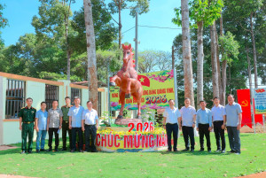 XUÂN BÍNH NGỌ 2026: ẤM ÁP CHUYẾN THĂM CHÚC TẾT CỦA LÃNH ĐẠO XÃ TÂN HƯNG