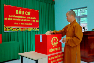 XÃ TÂN HƯNG CỬ TRI CÔNG GIÁO, PHẬT GIÁO HÒA CHUNG NGÀY HỘI NON SÔNG