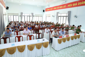 TÂN HƯNG THAM GIA NGHIÊN CỨU, HỌC TẬP, QUÁN TRIỆT VÀ TRIỂN KHAI THỰC HIỆN NGHỊ QUYẾT HỘI NGHỊ LẦN THỨ HAI BAN CHẤP HÀNH TW ĐẢNG KHÓA XIV