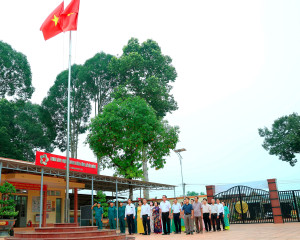 TÂN HƯNG: CHÀO CỜ ĐẦU THÁNG 7 - "TĂNG TỐC" CHO CÁC NHIỆM VỤ QUÝ III
