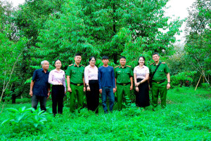 ĐOÀN KIỂM TRA LIÊN NGÀNH TRUNG ƯƠNG LÀM VIỆC TẠI XÃ TÂN HƯNG VỀ THỰC HIỆN CHÍNH SÁCH TÍN DỤNG ĐỐI VỚI NGƯỜI CHẤP HÀNH XONG ÁN PHẠT TÙ