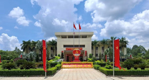 Quang cảnh trước khu vực tổ chức Đại hội đại biểu Đảng bộ xã.