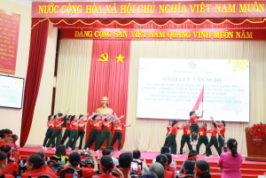 TÂN KHAI: GIAO LƯU VĂN NGHỆ VÀ TRAO CHƯƠNG TRÌNH “MẸ ĐỠ ĐẦU” CHO TRẺ EM KHÓ KHĂN