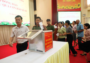 TÂN KHAI: CÁN BỘ, CÔNG CHỨC, VIÊN CHỨC, NGƯỜI LAO ĐỘNG, LÃNH ĐẠO CHI BỘ, MTTQ THÔN, SÓC ỦNG HỘ  51.550.000  KHẮC PHỤC HẬU QUẢ BÃO SỐ 10